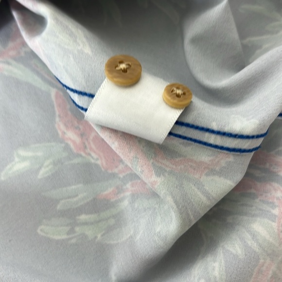 Chubbies Sz M The Nutter Short Sleeve Crab Print Shirt Blue Pink Summer EUC - Picture 7 of 12